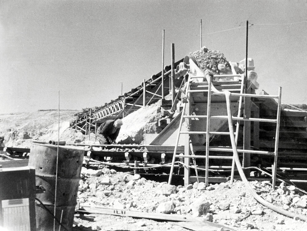 Reclamation of Evans Bay (II)