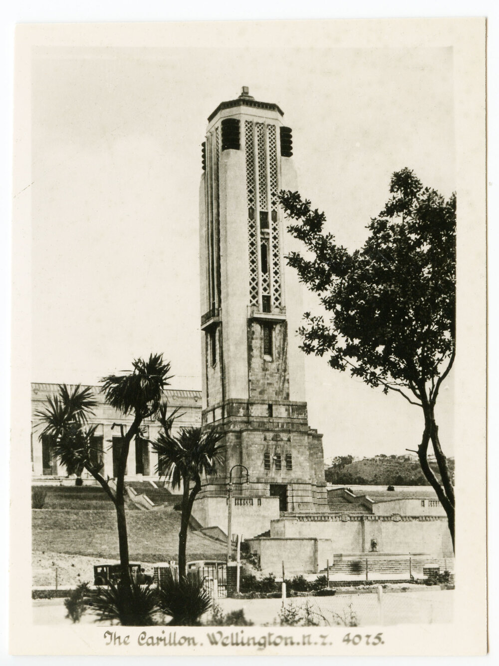 The Carillon, Buckle Street