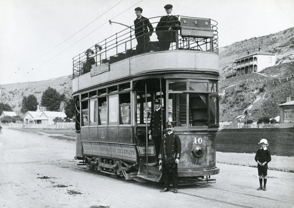 Electric tram in Island Bay