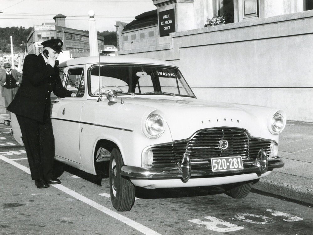 Traffic Inspector using a radio telephone