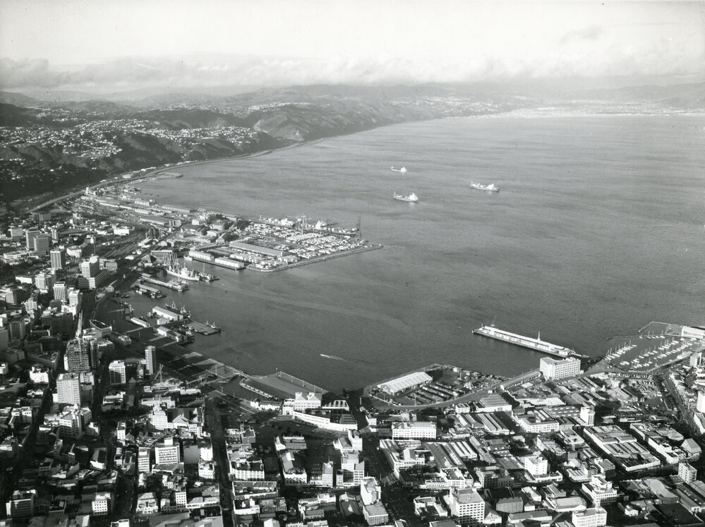Wellington Harbour, 1980