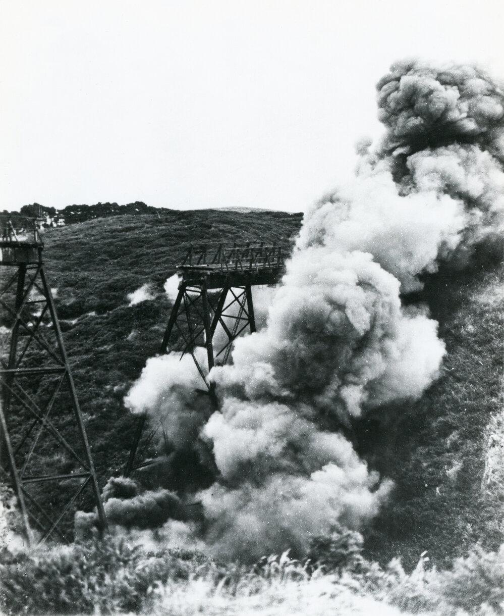 Demolition of the Belmont Viaduct
