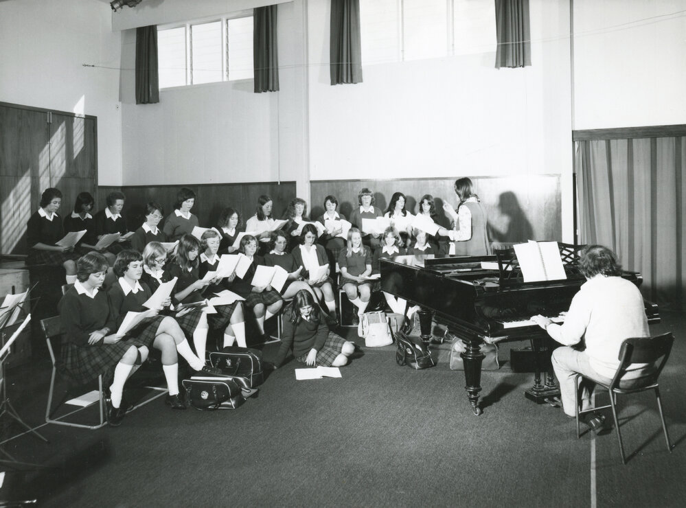 Choir practice, Naenae College