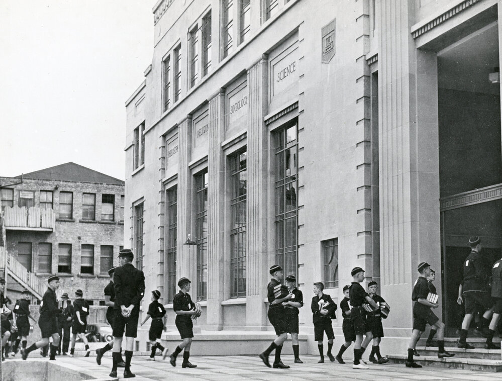 Moving into the Central Library, 1940