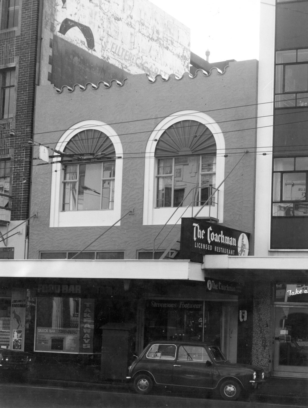 The Coachman Restaurant, 46 Courtenay Place 