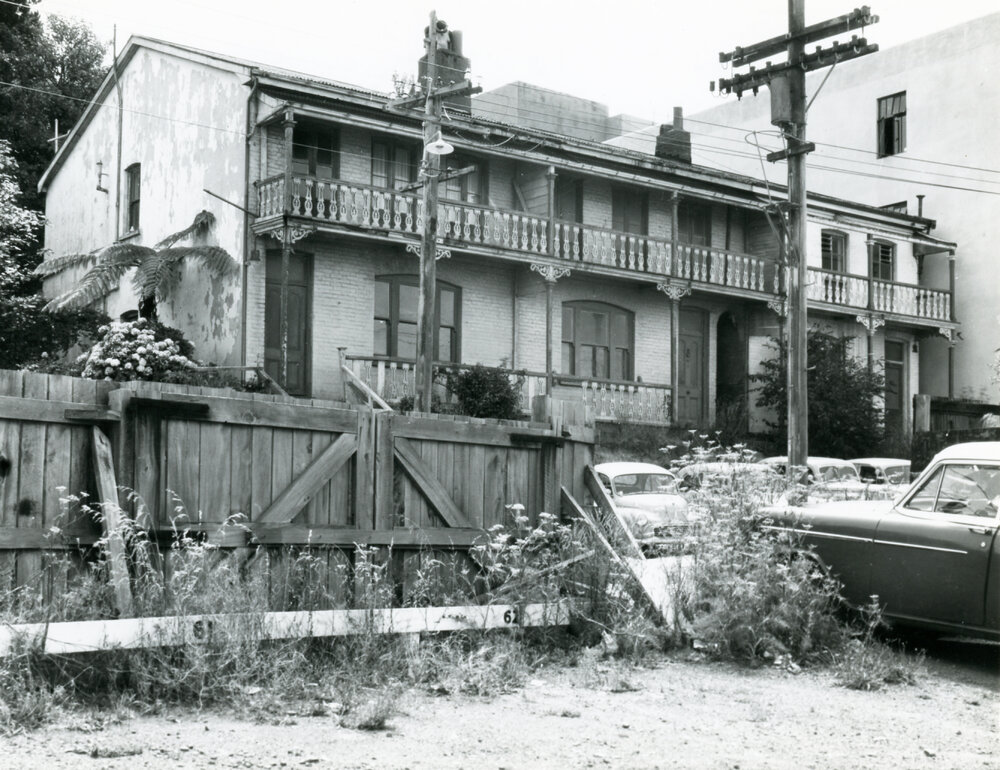 Flats on Mowbray Street