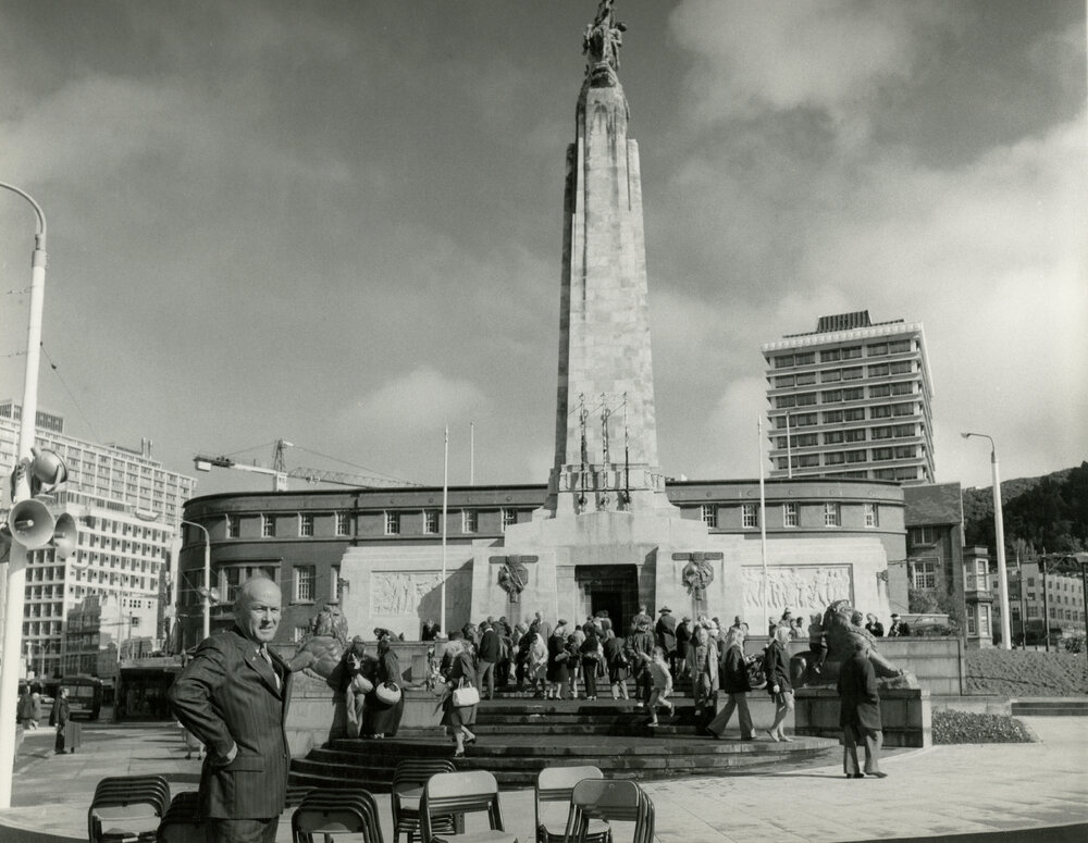 Wellington Cenotaph, Lambton Quay