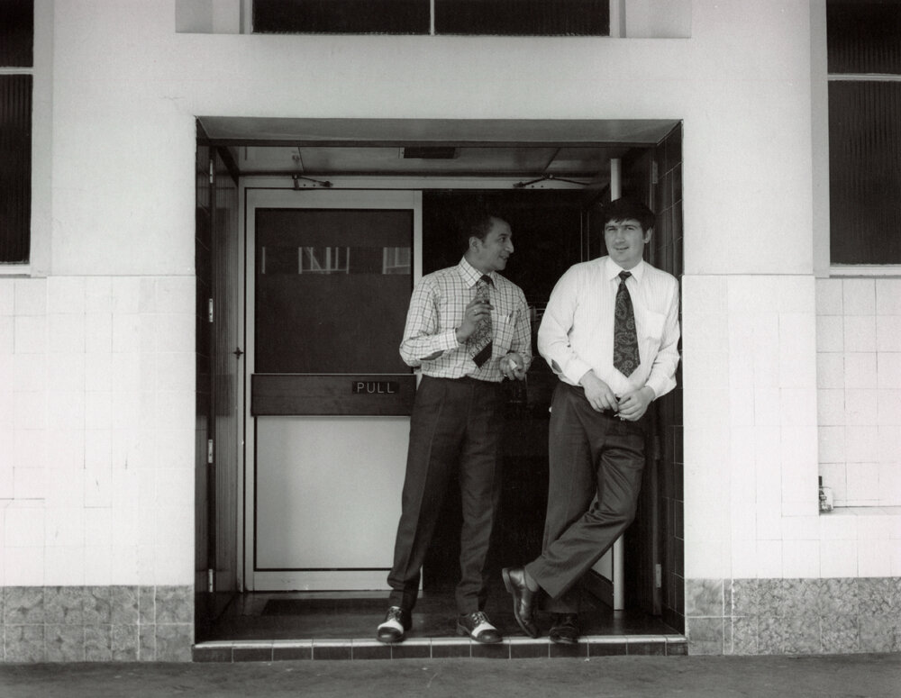 DeBretts Hotel, 99 - 101 Lambton Quay