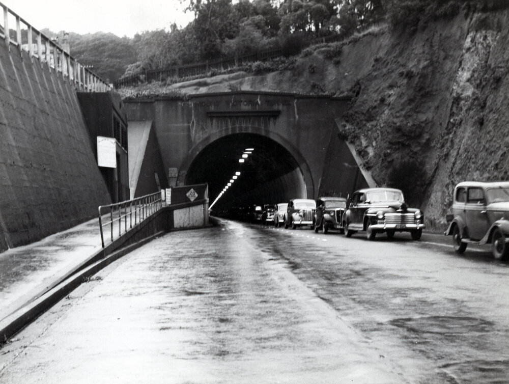Traffic at the Mt Victoria Tunnel 