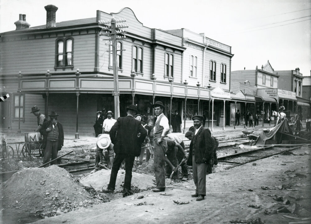 Riddiford Street tram tracks