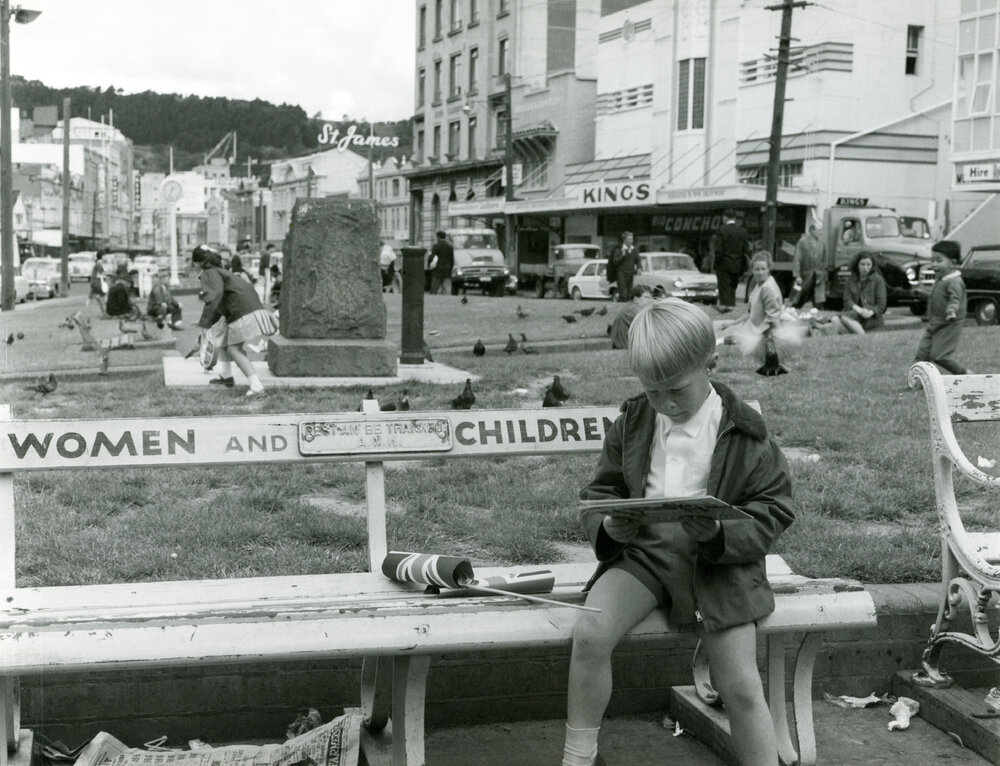 Pigeon Park (Te Aro Park)