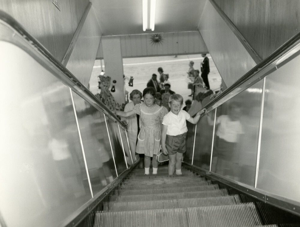 McKenzies Department Store, Cuba Street