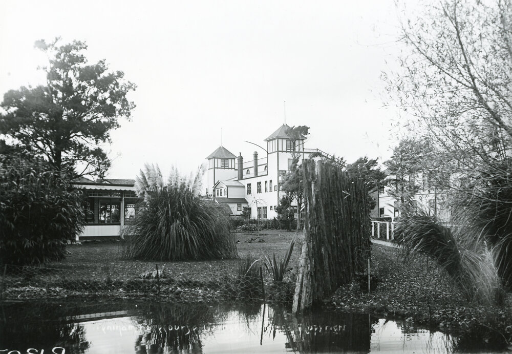 Trentham Racecourse gardens 