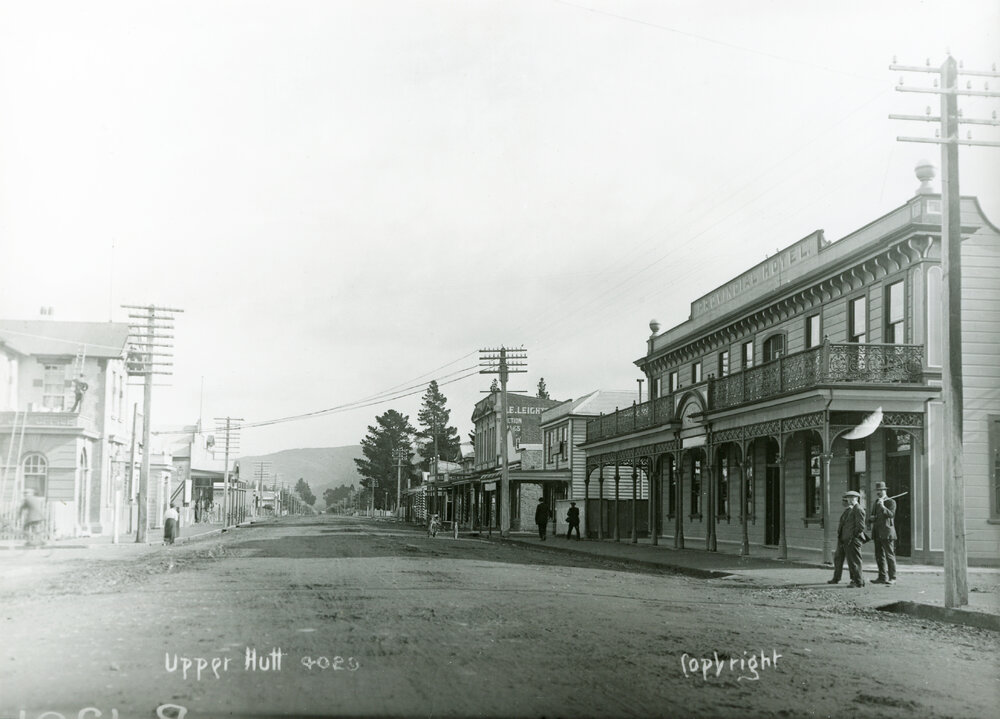 Main Road, Upper Hutt