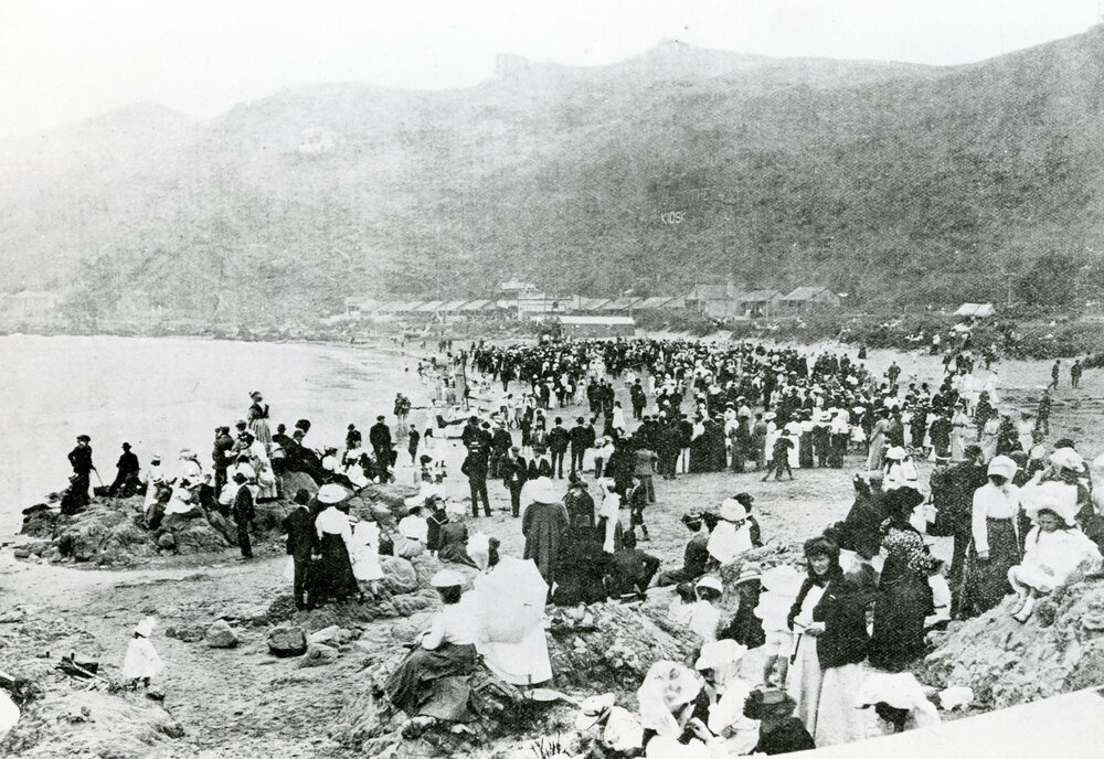 Wellington Anniversary Day 1908