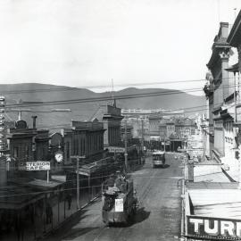 Horse-drawn trams on Manners Street