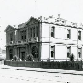 Newtown Public Library
