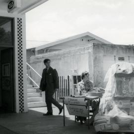 Selling raffle tickets in Miramar