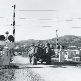 McLellan Street level crossing