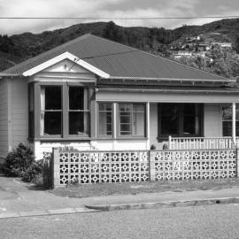 15 Lewer Street, Karori