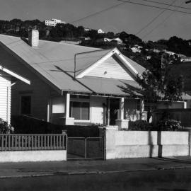 124 Onepu Road, Lyall Bay