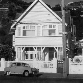 212 Queens Drive, Lyall Bay