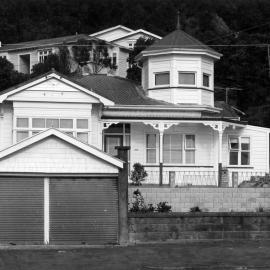218 Sutherland Road, Lyall Bay
