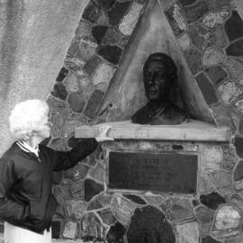 Byrd Memorial, Mount Victoria