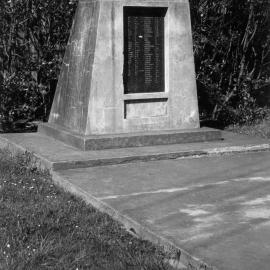 War Memorial, Newlands Road