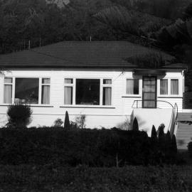 87 Marine Parade, Seatoun