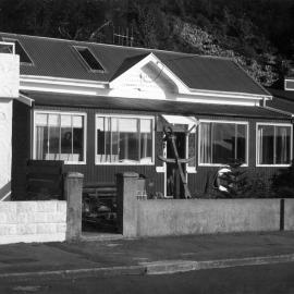 121 Marine Parade, Seatoun