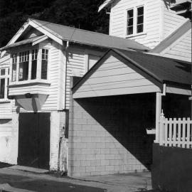 385 Karaka Bay Road, Seatoun 