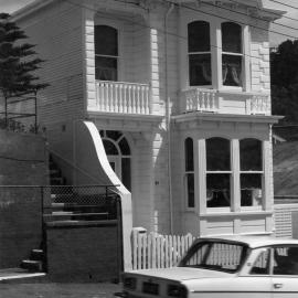 37 Hall Street, Newtown