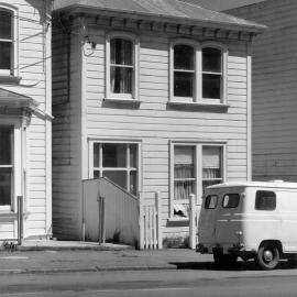 2 Russell Terrace, Newtown