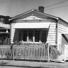 28 Newtown Avenue, Newtown