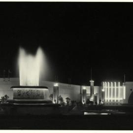 Central fountain, southern courts and Soundshell at the Centennial Exhibition