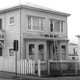 194 Vivian Street