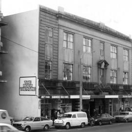 Trades' Hall, 124 - 128 Vivian Street