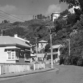 Holloway Road, Aro Valley
