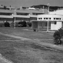 Berhampore Flats,  Adelaide Road