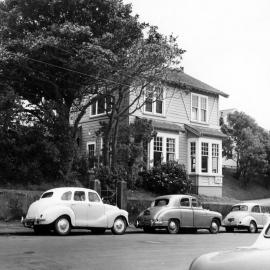 128 Sydney Street West