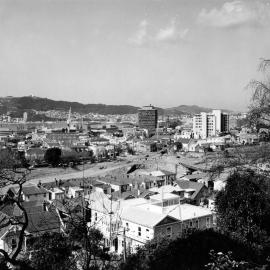 Thorndon motorway trench being excavated