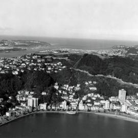 Oriental Bay and Mt Victoria