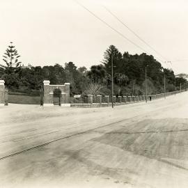 Botanic Gardens Entrance