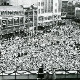 The Queen Mother visits Wellington
