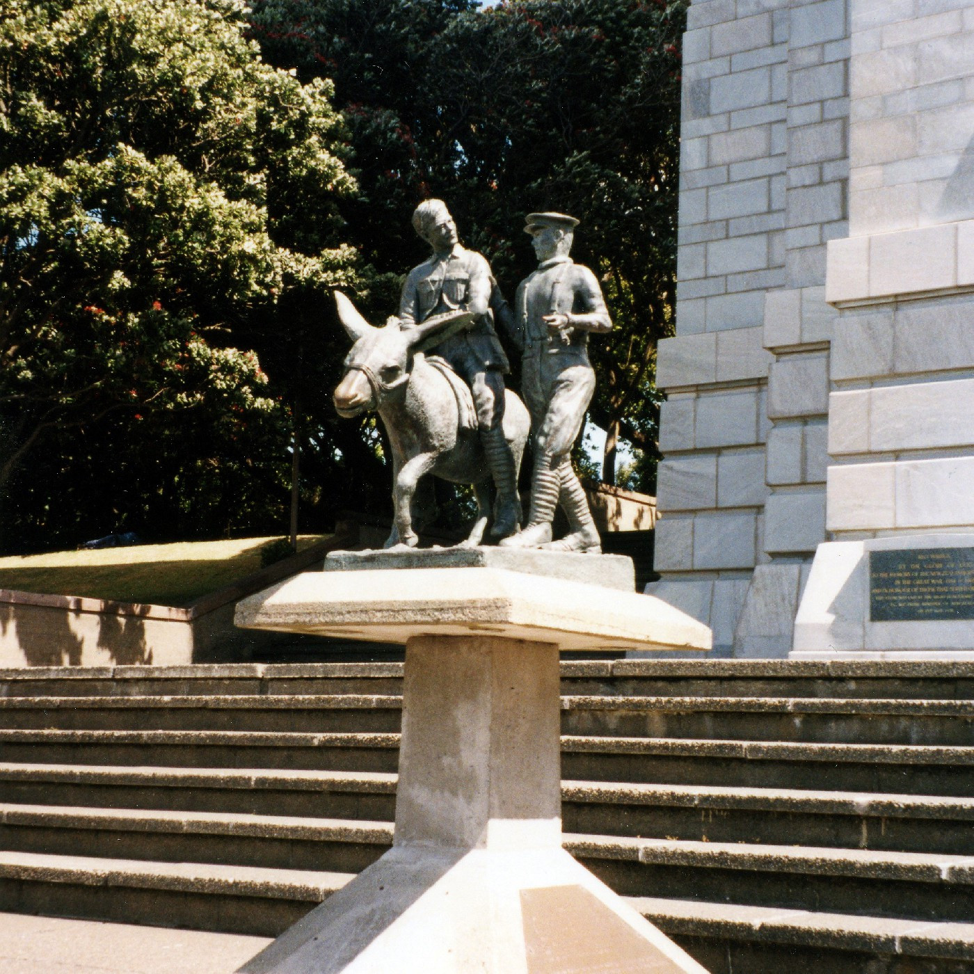 Simpson and Henderson, Paul Walshe