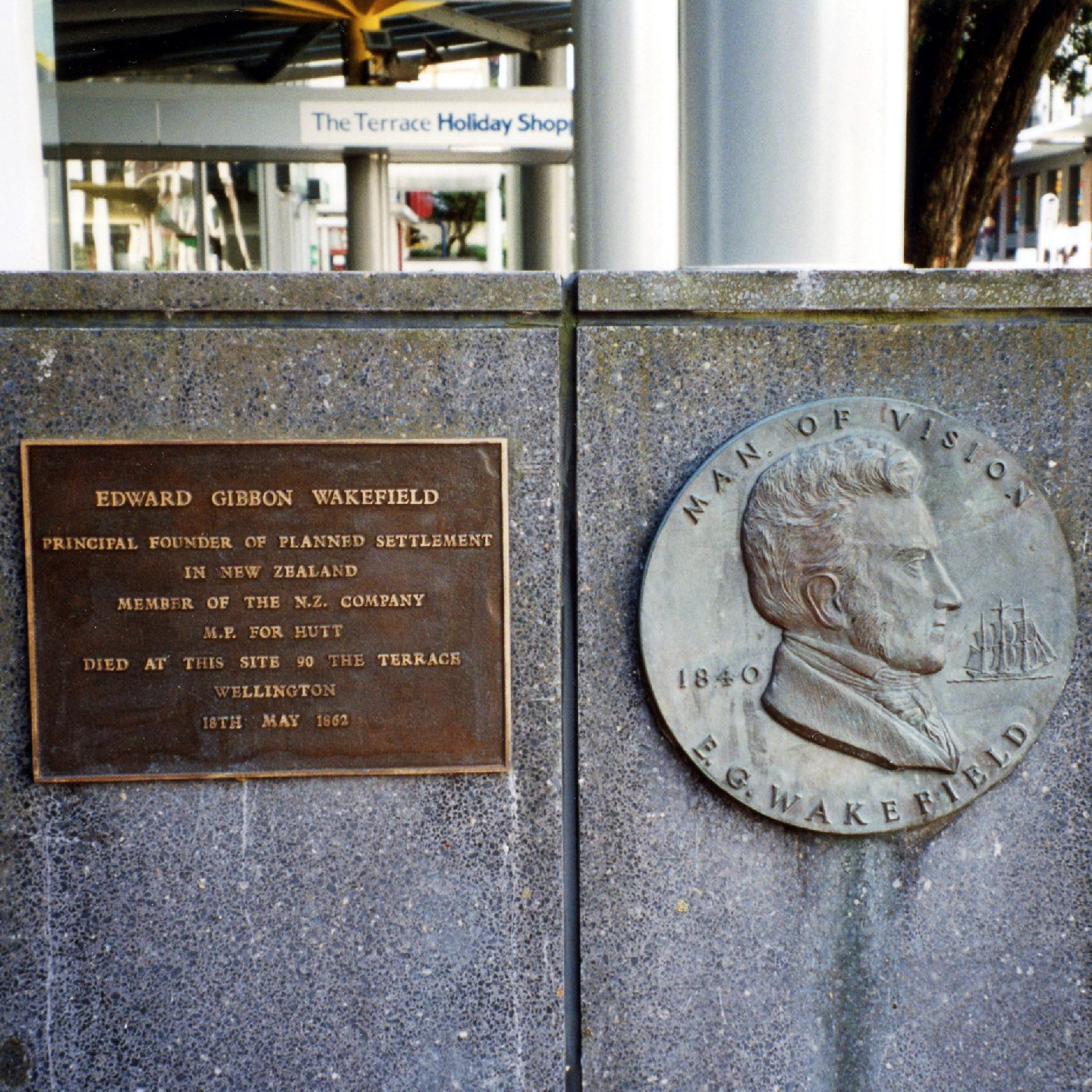 Edward Gibbon Wakefield (plaque)