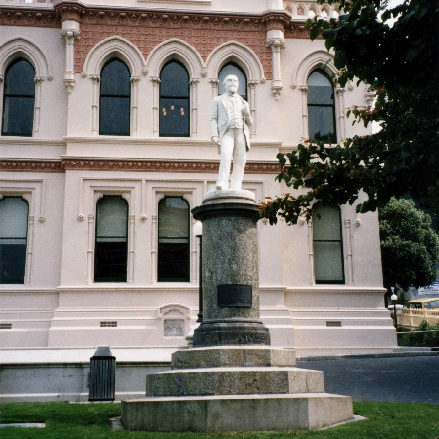 John Ballance (statue)