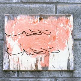 Graffitied sign mount 