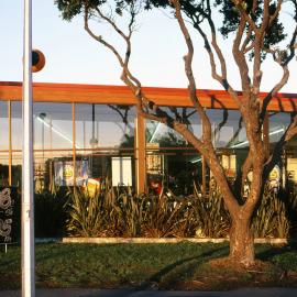 New World Supermarket, Miramar